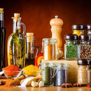 Molhos, óleos, vinagres e condimentos